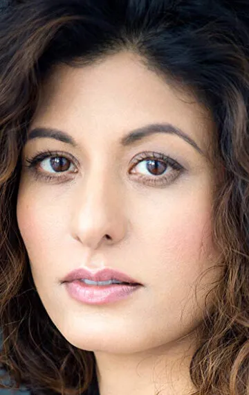 Фотография актёра Эмбер Ага