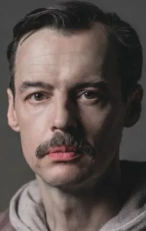 Фотография актёра Пол Хилтон