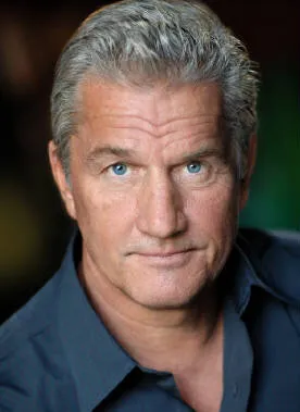 Фотография актёра Эрик Пиерпоинт