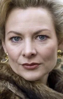 Фотография актёра Сара Стюарт