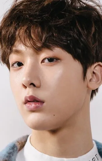 Фотография актёра Юн Сан-ха
