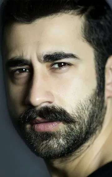 Фотография актёра Бахадыр Ватаноглу