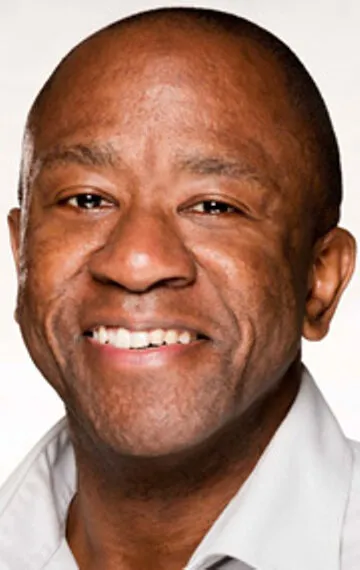 Фотография актёра Лусиан Мсамати