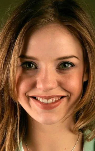 Фотография актёра Келли Гарнер