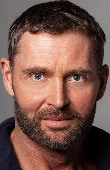 Фотография актёра Адриан Буше