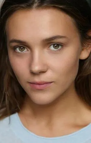 Фотография актёра Синнёве Карлсен