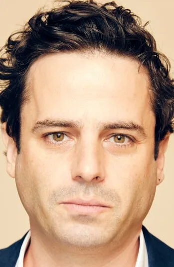 Фотография актёра Люк Кирби