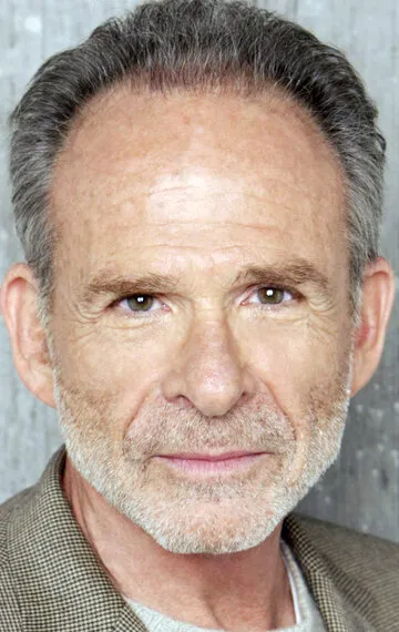 Фотография актёра Рон Рифкин