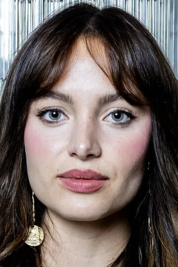 Фотография актёра Ребека Энхольм