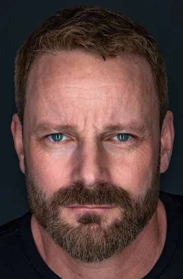 Фотография актёра Райан Роббинс