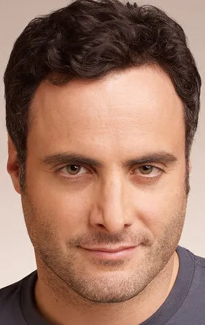 Фотография актёра Доминик Фумуса