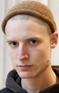 Фотография актёра Макс Оваска