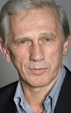 Фотография актёра Ян Энглерт