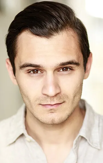 Фотография актёра Джулиан Костов