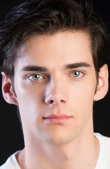 Фотография актёра Альваро Рико