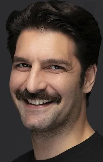 Фотография актёра Танер Румели