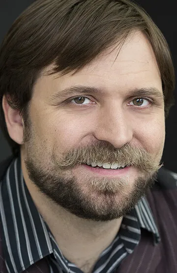 Фотография актёра Кайл Маккарли