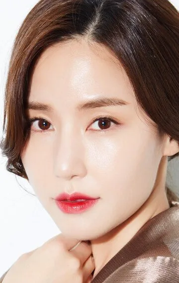 Фотография актёра Кон Хён-джу