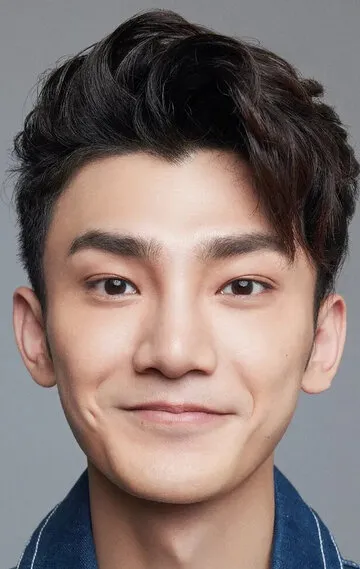 Фотография актёра Цзянь Лун