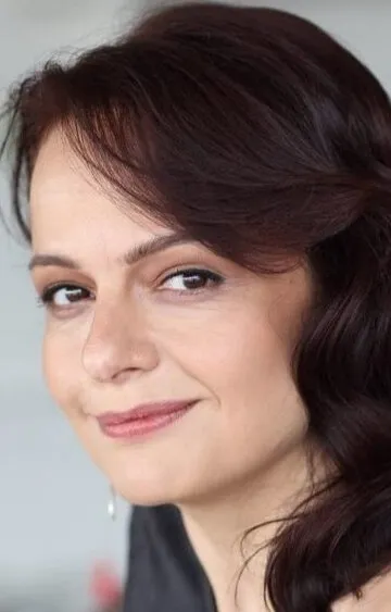 Фотография актёра Селен Учер