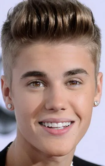 Фотография актёра Джастин Бибер