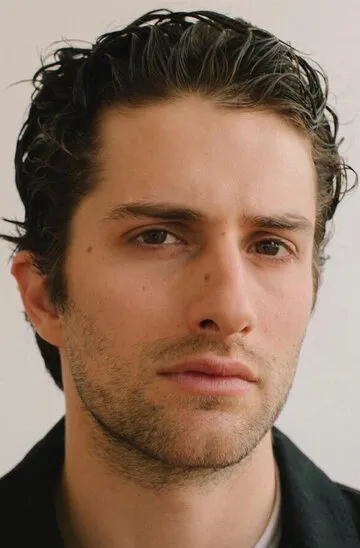 Фотография актёра Дарио Язбек Берналь