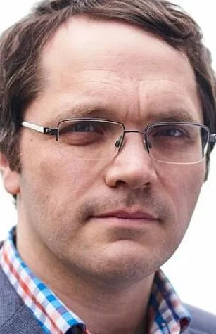 Фотография актёра Мэттью Холнесс