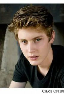 Фотография актёра Чейз Офферл