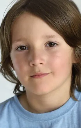 Фотография актёра Хантер Стрэттон Боланд