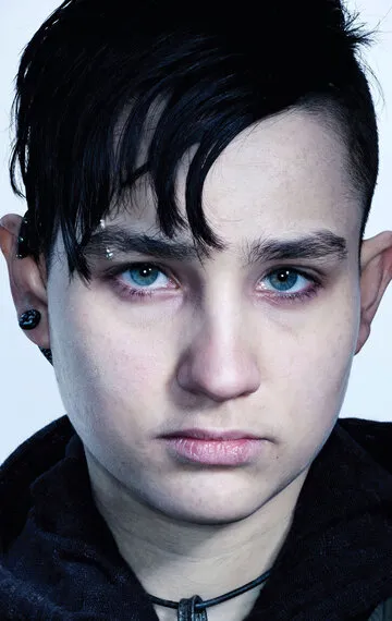 Фотография актёра Бекс Тейлор-Клаус