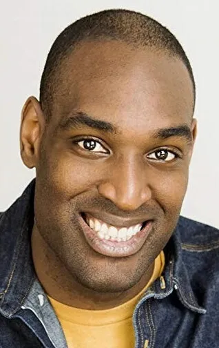 Фотография актёра Трой Джеймс