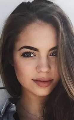 Фотография актёра Клаудия Сулевски