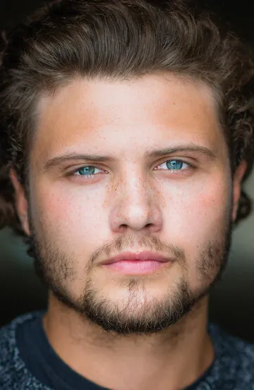 Фотография актёра Клэйтон Ройал Джонсон