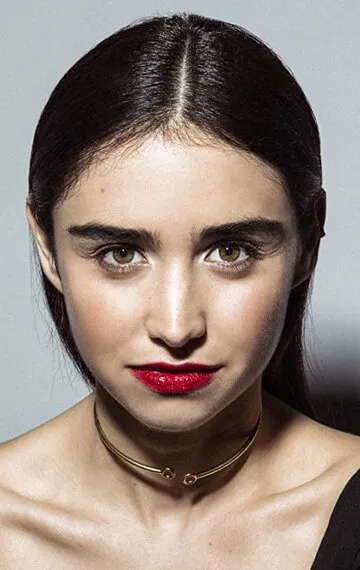 Фотография актёра Либэ Барер