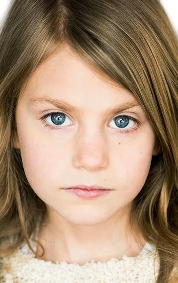 Фотография актёра Эбигейл Пнёвски