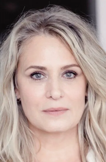 Фотография актёра Саманта Смит