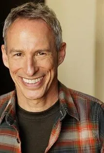 Фотография актёра Дэниэл Ленч