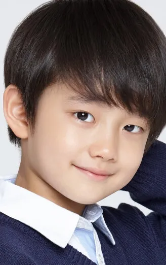 Фотография актёра Чон Хён-джун