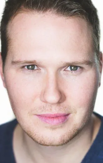 Фотография актёра Мэттью Блумм