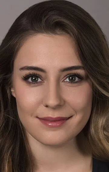 Фотография актёра Эге Кёкенли