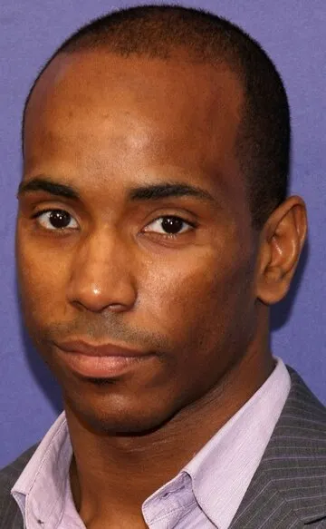 Фотография актёра Леонард Армонд Робинсон