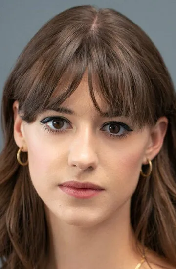 Фотография актёра Дэйзи Эдгар-Джонс