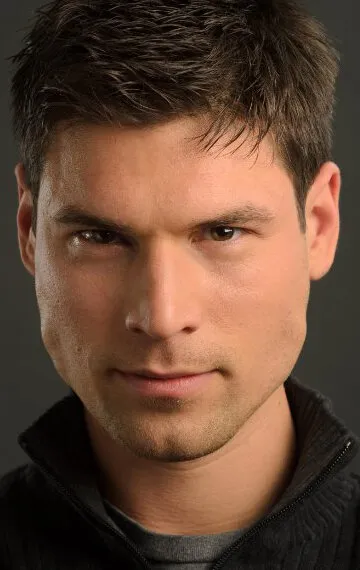 Фотография актёра Джош Мюррэй