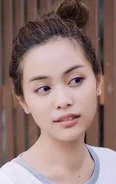 Фотография актёра Ейсая Хосуван