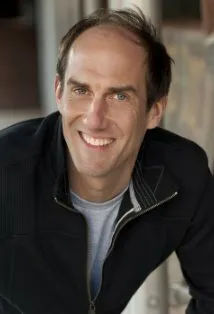 Фотография актёра Джоэль Ван Лью