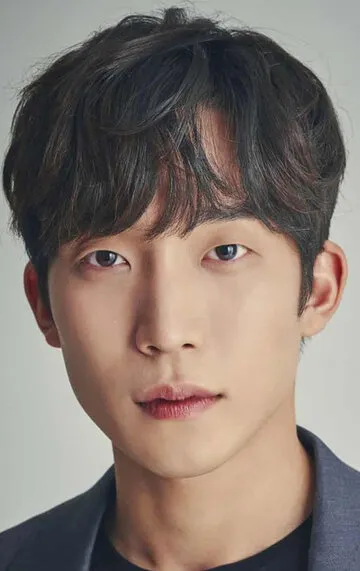 Фотография актёра Ли Сан-и