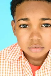 Фотография актёра Иссак Райан Браун