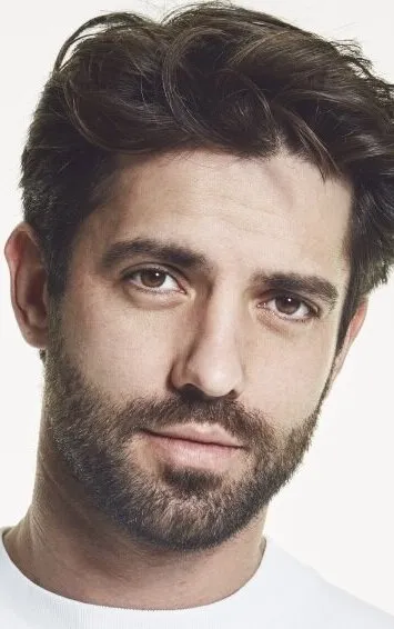 Фотография актёра Серкай Тютюнджю