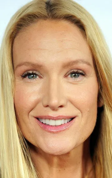 Фотография актёра Келли Линч