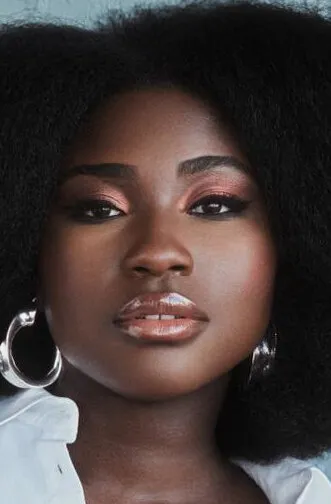 Фотография актёра Лорин Аджуфо